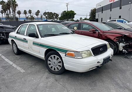 Ford Crown Victoria Police Interceptor