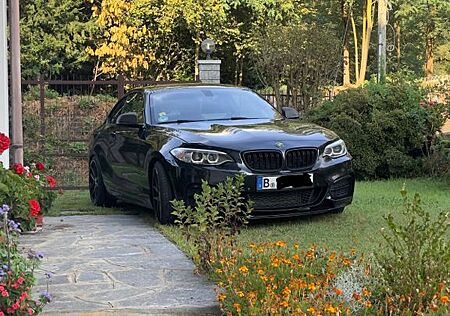 BMW 220i Coupé Sport Line Sport Line