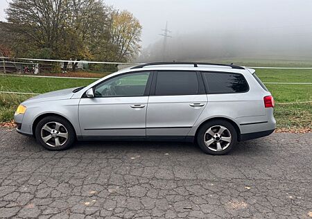 VW Passat Variant Volkswagen 2.0 TDI DPF Trendline Variant...