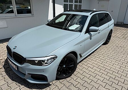 BMW 530d Tour M Sport AHK PANO Leder battleship-grey