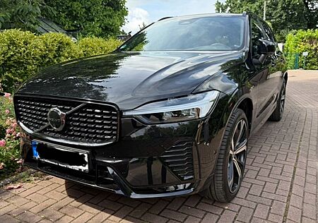 Volvo XC 60 XC60 R Design B4 2WD 360* Benzin