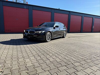 BMW 320d Touring LCI (G21) - Adaptive LED | ACC