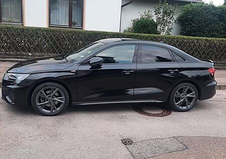 Audi A3 35 TFSI S tronic S line Sportback S line
