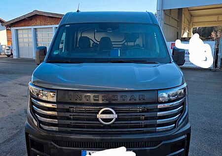 Nissan Interstar