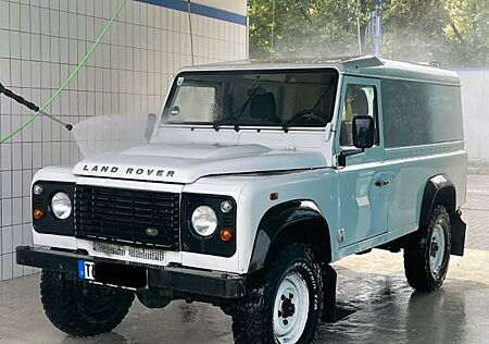 Land Rover Defender 110 TD4 Station Wagon E E