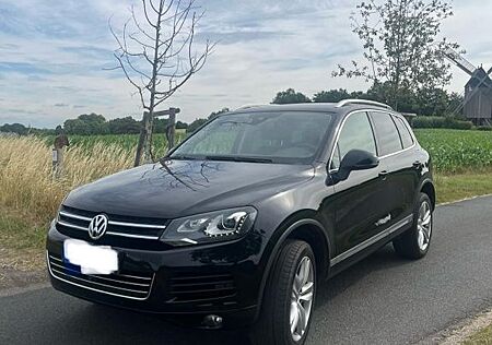 VW Touareg Volkswagen 3.0 V6 TDI *Luftfahrwerk, Panorama,etc*