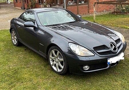 Mercedes-Benz SLK 200 KOMPRESSOR Grand Edition in Sonderfarbe