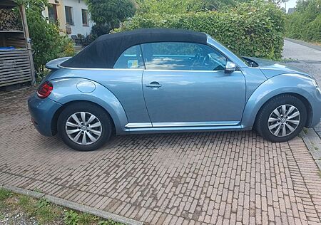 VW Beetle Volkswagen 2.0 TDI BMT Design Cabriolet Design