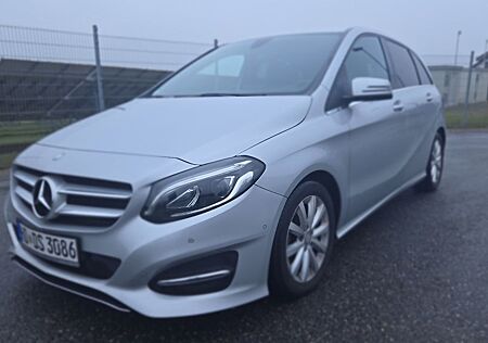 Mercedes-Benz B 180 CDI BlueEFFICIENCY Edition Style Editi...