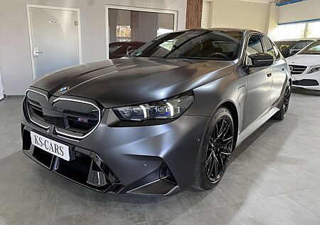 BMW M5 Carbon-Keramik-Bremse M Driver`s B&W UPE 170¤
