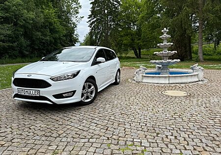 Ford Focus Turnier ST-Line 8-Fach AT-Motor bei 107tkm