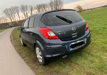 Opel Corsa 1.4 Selection Selection