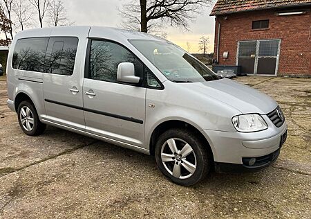 VW Caddy Volkswagen Maxi 7Plätze CNG Erdgas Tüv Neu