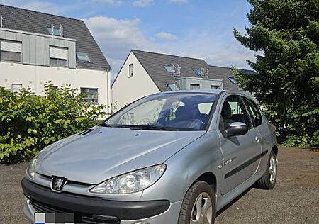 Peugeot 206 TÜV neu, 1.6 16V 109PS