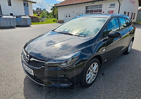 Opel Astra ST 1.2 Di Inj Turbo 96kW Design & Tech...