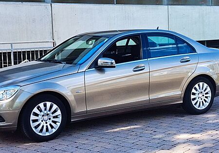 Mercedes-Benz C 250 C -Klasse CGI BlueEfficiency Benziner