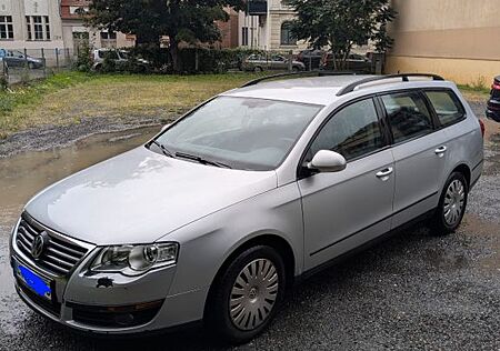 VW Passat Variant Volkswagen 1.9 TDI DPF Trendline Variant...