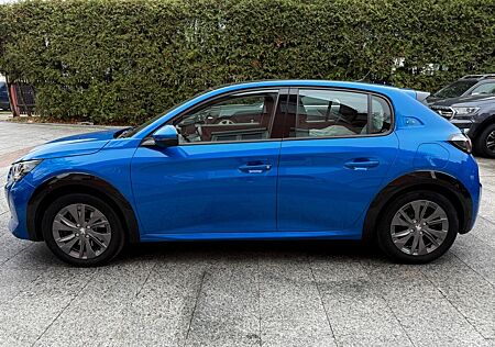 Peugeot 208 e- Allure Elektro *Panorama*1.Hand*Navi*Kame