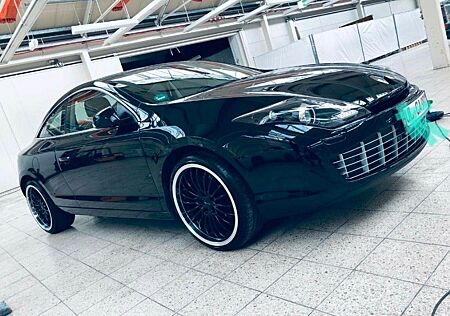 Renault Laguna Coupé dCi 180 -