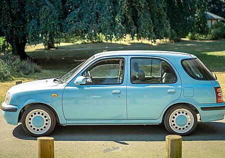Nissan Micra March Box ( estate JDM) 1.4 85ps /japan reg