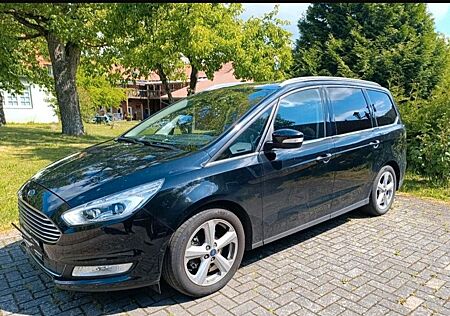 Ford Galaxy 2,0 EcoBoost Titanium Automatik Titanium