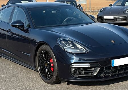Porsche Panamera GTS