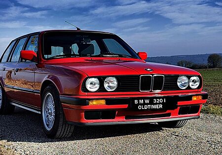 BMW 320 * E R S T B E S I T Z ! ! ! *