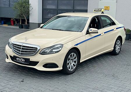 Mercedes-Benz E 200 BlueTEC ELEGANCE