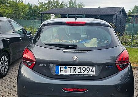 Peugeot 208 1.6 Allure BlueHDi 120 STOP & START Allure