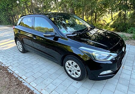 Hyundai i20 1.0 T-GDI 74kW blue Active Trend Active ...