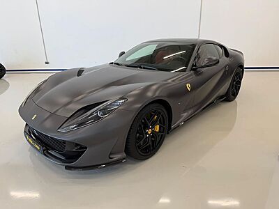 Ferrari 812 6.5 V12 Superfast DCT F1