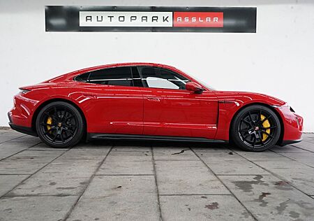 Porsche Taycan GTS/Nur-32KM/BURMESTER/PCCB/P-DISPLAY/MEG