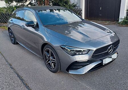 Mercedes-Benz CLA 220 Shooting Brake CLA 220D Shooting Brake AMG,Standheiz,Burmester