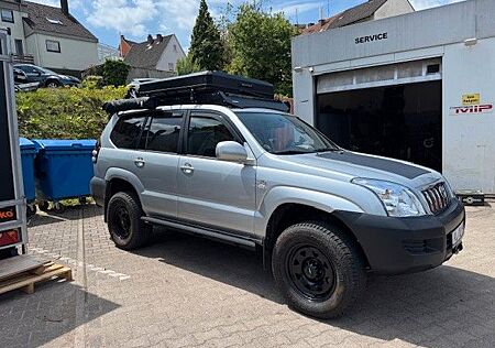Toyota Land Cruiser 3.0 D-4D Overland