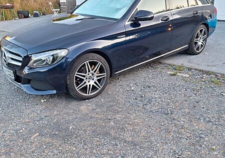 Mercedes-Benz C 220 d 4MATIC T AVANTGARDE Autom. AVANTGARDE