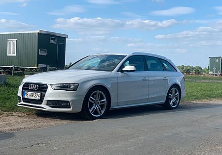 Audi A4 2.0 TDI 110kW S line Avant S line