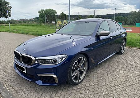 BMW M550i xDrive, St.Hzg, Head-Up, AHK,