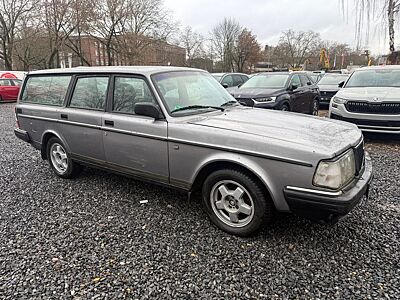 Volvo 245