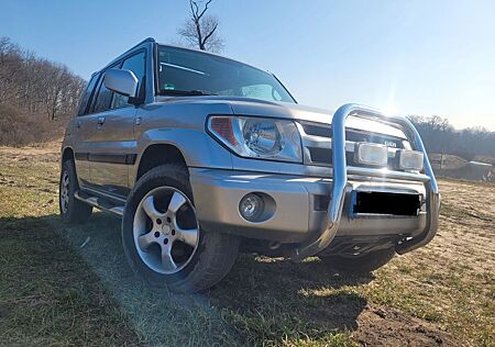 Mitsubishi Pajero Pinin 2.0 GDI Nardi Leder Motor fast 0 Km