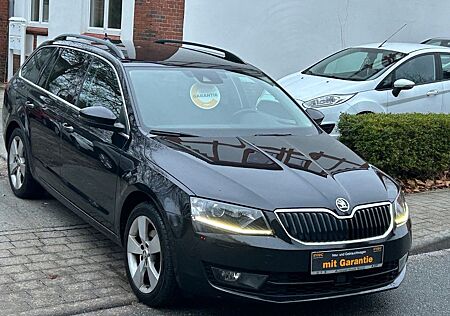 Skoda Octavia Combi°°Style°°Automatik°°Xenon°°ACC°°