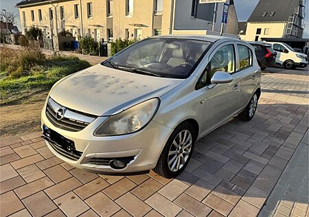 Opel Corsa 1.4 Twinport Cosmo Automatik Cosmo