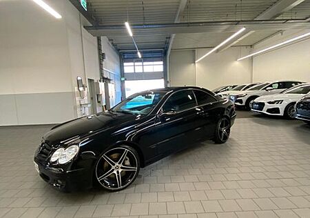 Mercedes-Benz CLK 220 CDI AVANTGARDE Avantgarde