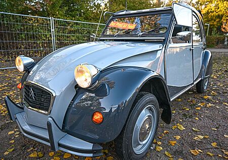 Citroën 2 CV 6 "Charleston" , vom Allerfeinsten !!!!!