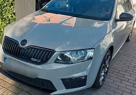 Skoda Octavia 2.0 TDI DSG RS Combi RS