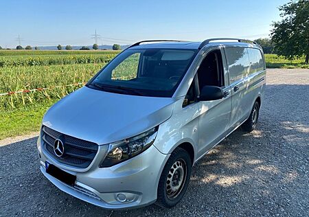 Mercedes-Benz Vito Automatik 4x4 Lang 1.Hand TÜV Navi Camera