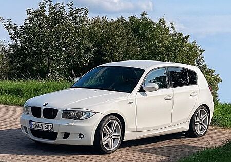 BMW 120i Edition Lifestyle Edition Lifestyle