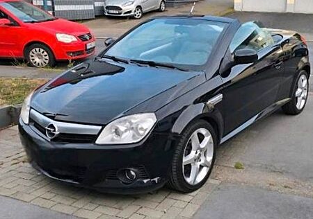 Opel Tigra 1.4 TWINTOP Design Edition