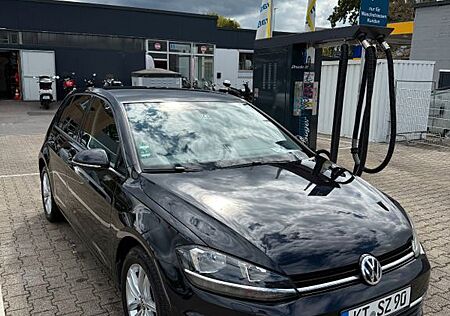 VW Golf Volkswagen 1.6 TDI DSG