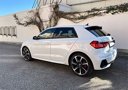 Audi A1 30 TFSI S line Sportback S line