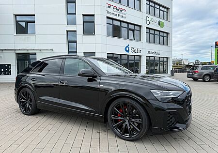 Audi Q8 55 TFSI e + AHK+PANO+B&O+ALLRADLENKUNG